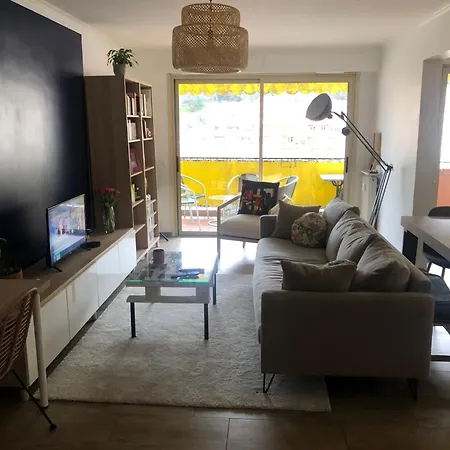 Apartment Maggie Menton