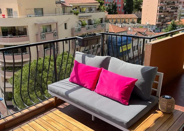 Apartment Maggie Menton